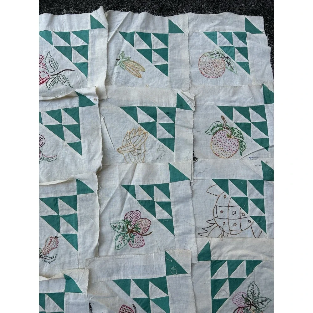 Vintage Quilt Blocks Appliqué Fruit & Vegetables - Handmade Unfinished Lot Of 22